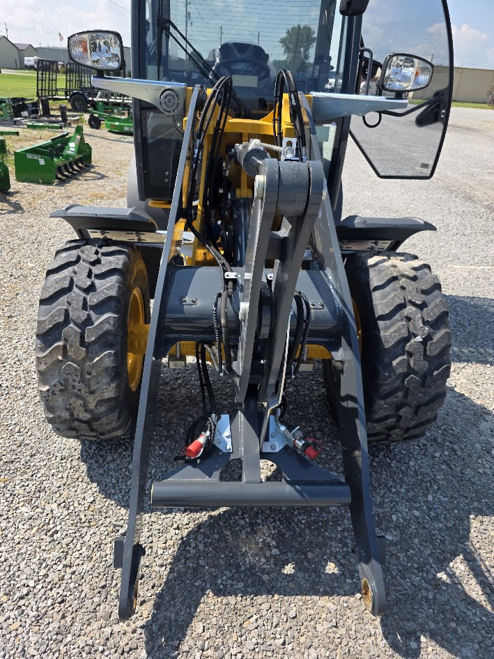 2025 John Deere 324 P Image 5