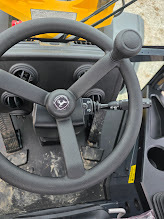 2025 John Deere 324 P Image 9
