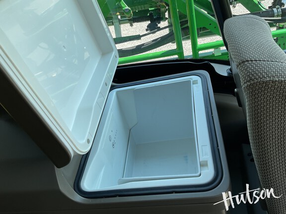 Photo of 2022 John Deere 408R