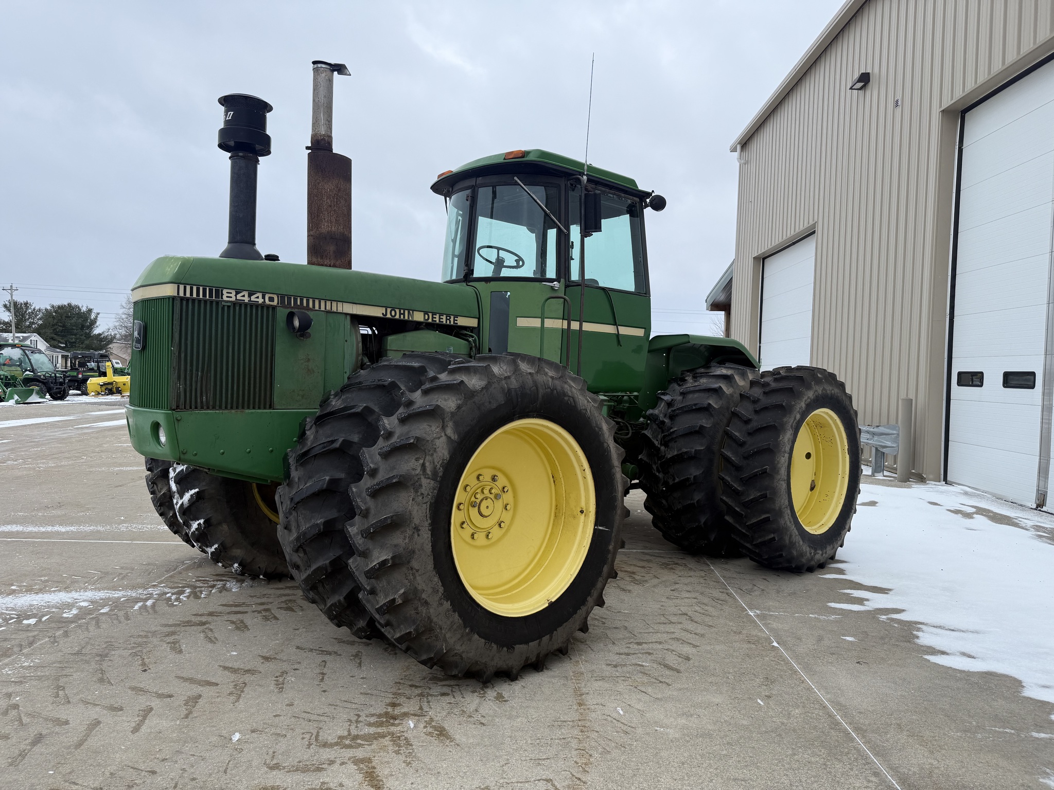 1981 John Deere 8440 Image 7