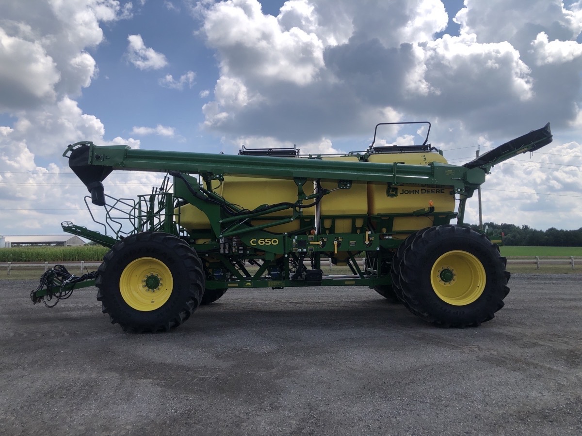 2024 John Deere C650 Image 3