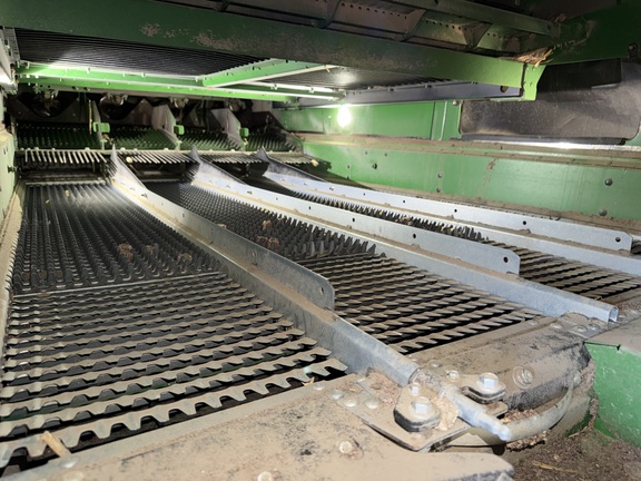 2024 John Deere S780 - Photo18