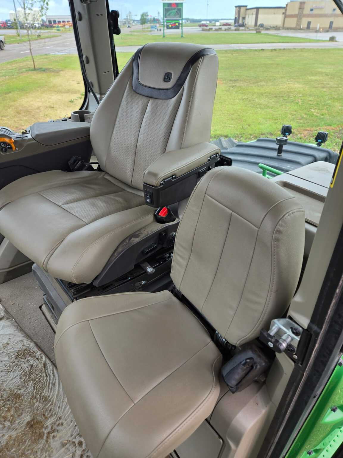 2023 John Deere 9RX 640 Image 9