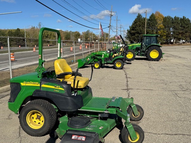 2008 John Deere 997 Image 5