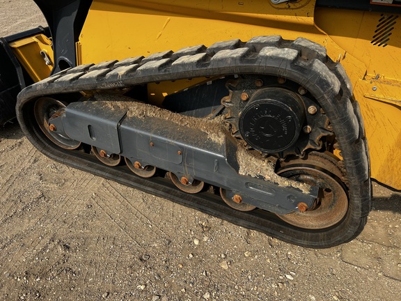 2023 John Deere 325G - Photo9