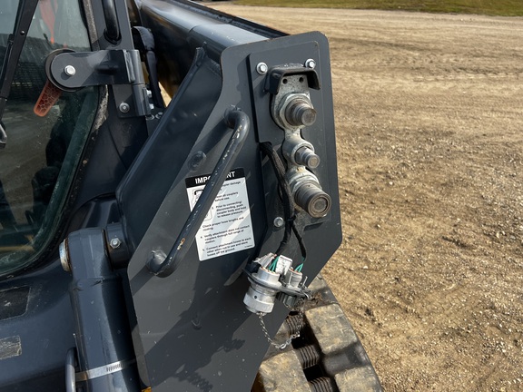 2023 John Deere 325G - Photo21