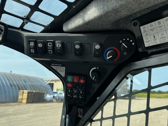 2023 John Deere 325G - Photo24