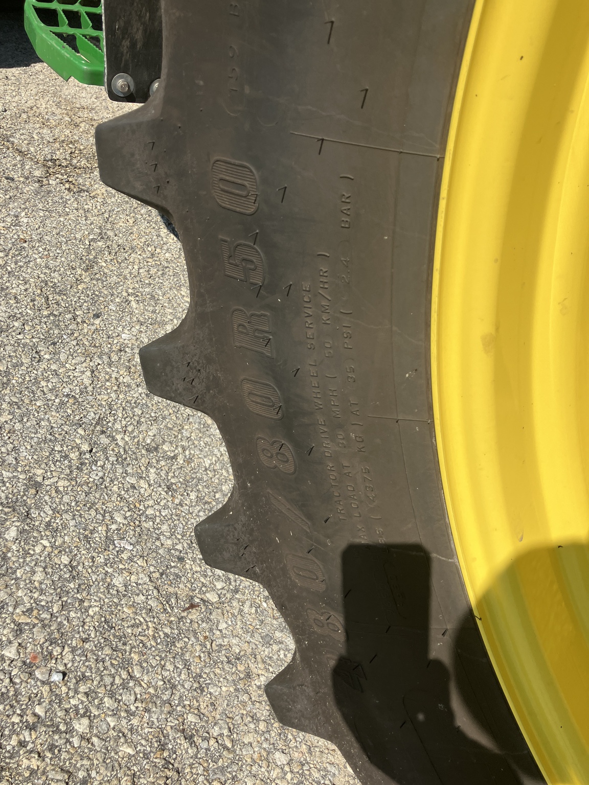 2024 John Deere 8R 370 Image 8