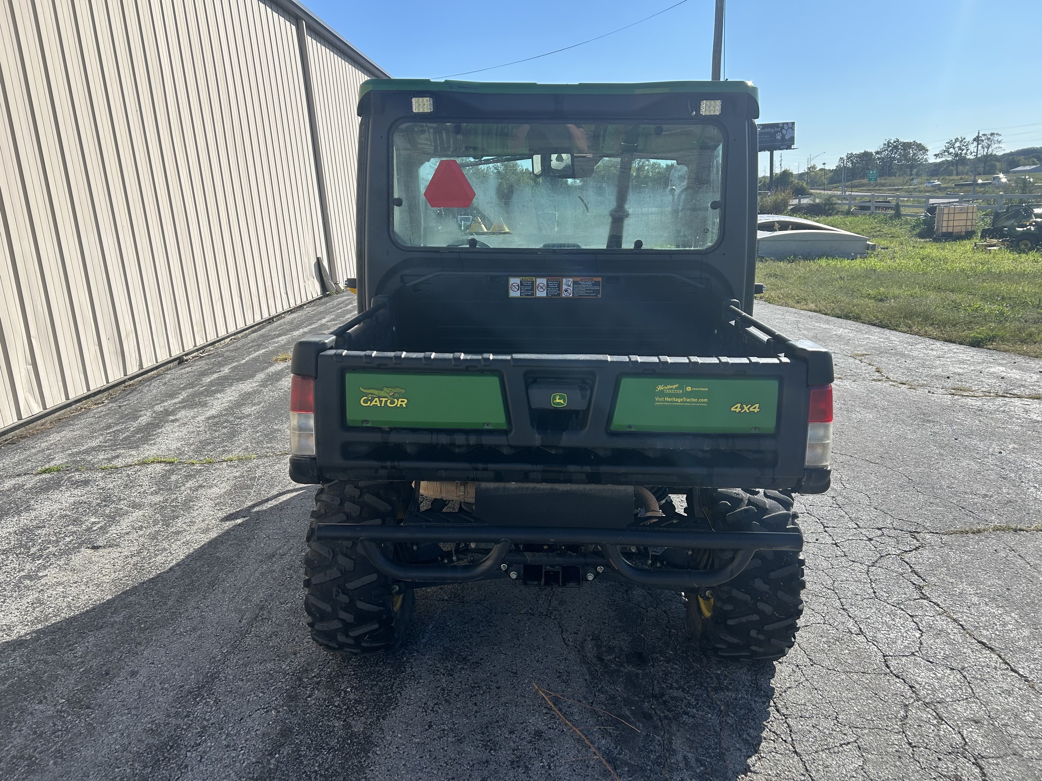  2022 John Deere XUV 835R at Heritage Tractor in Rogersville, MO