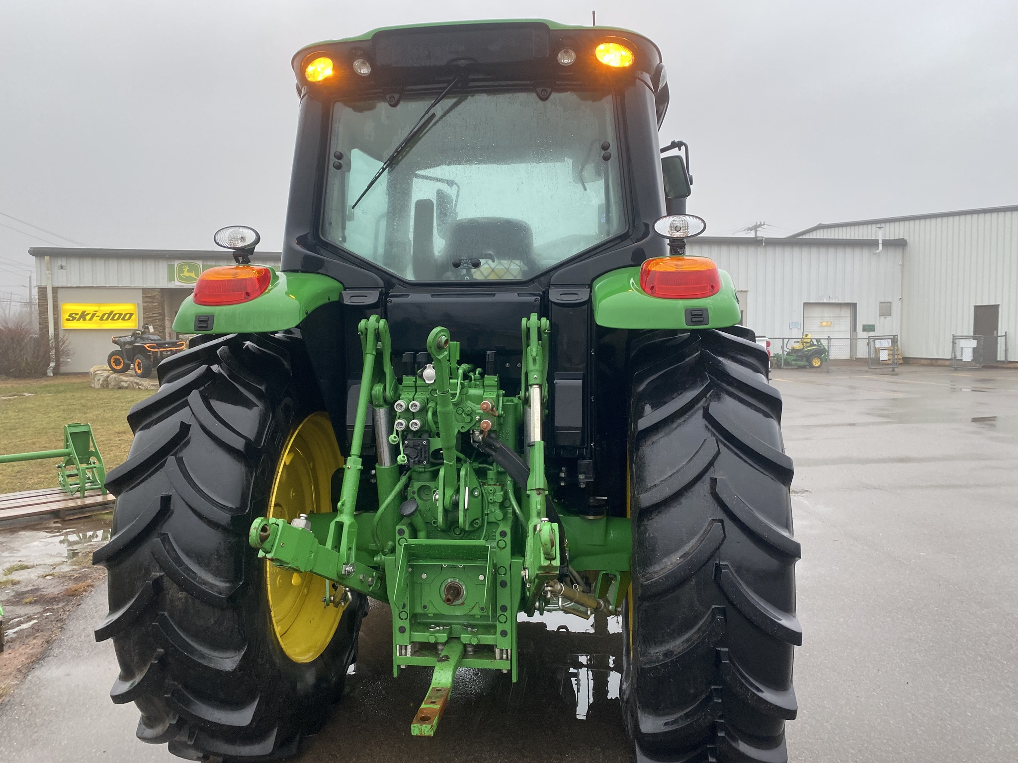 2024 John Deere 6110M Image 20