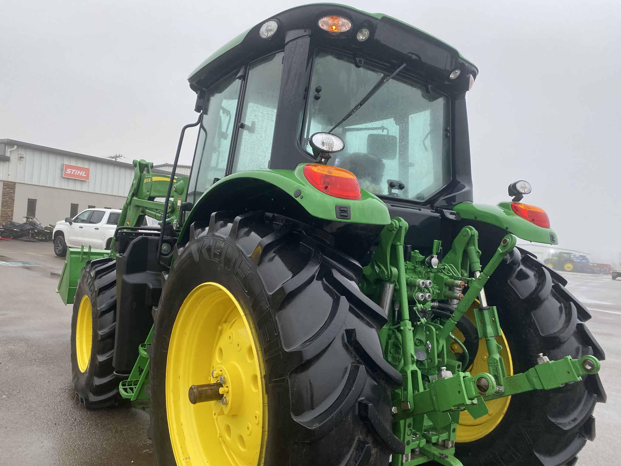 2024 John Deere 6110M Image 24
