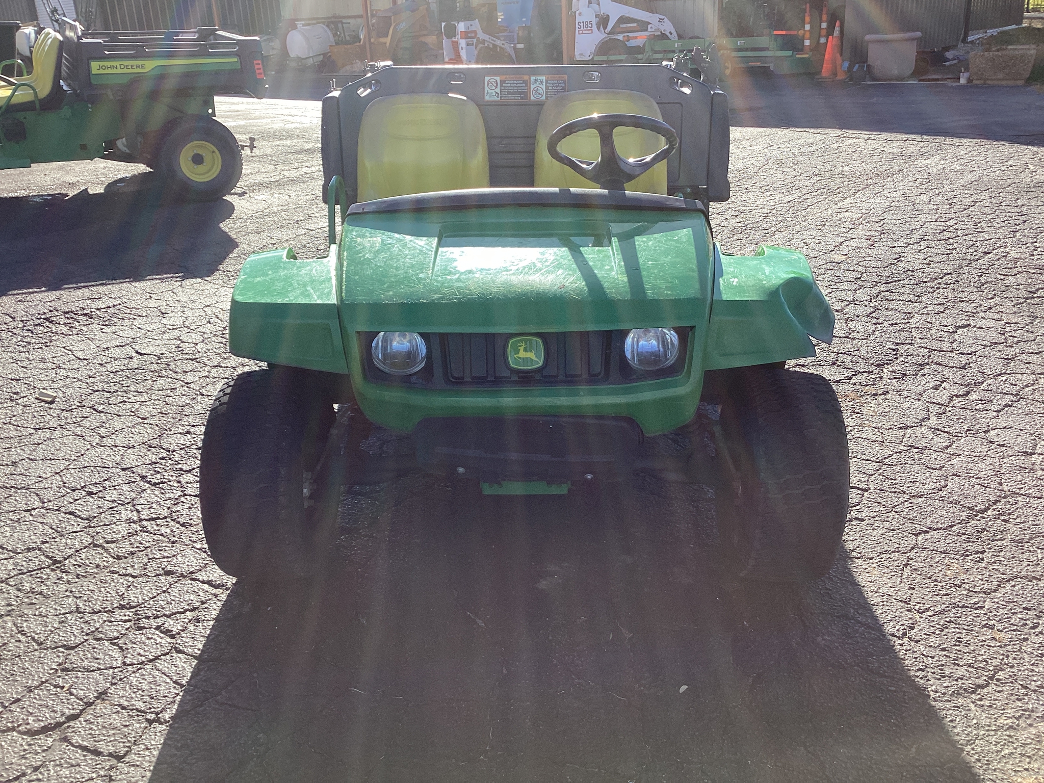 2020 John Deere TX 4X2 Image 3