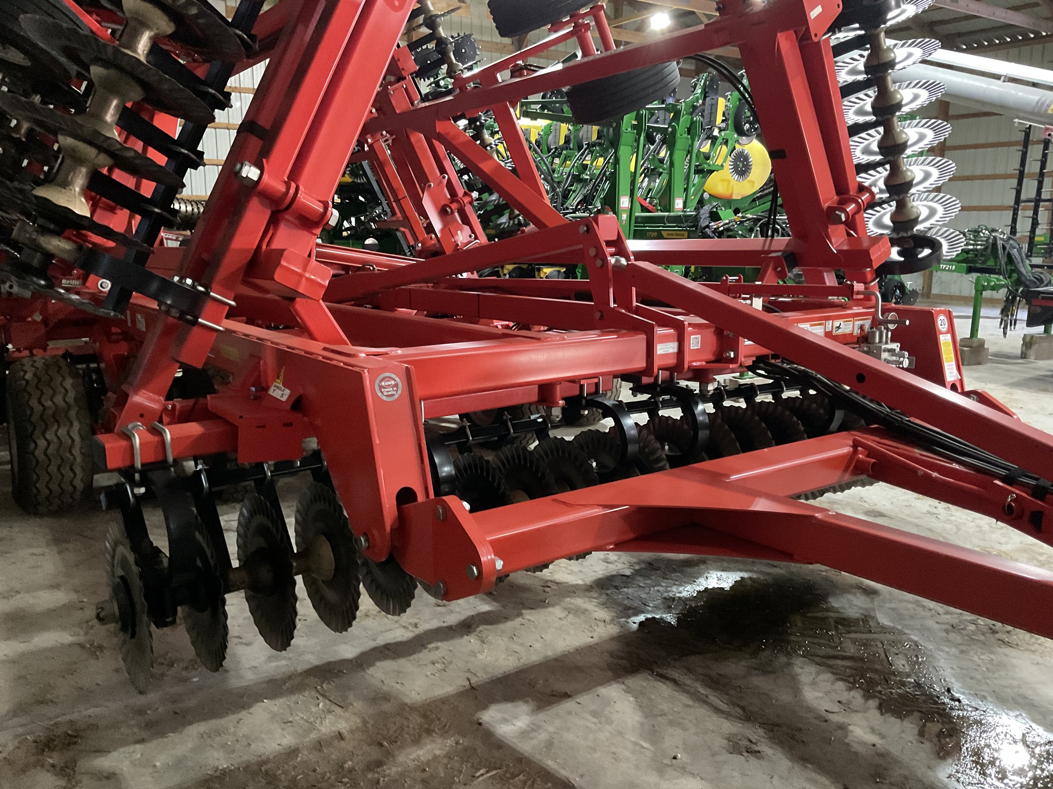 2018 Kuhn 8005-30 Image 2