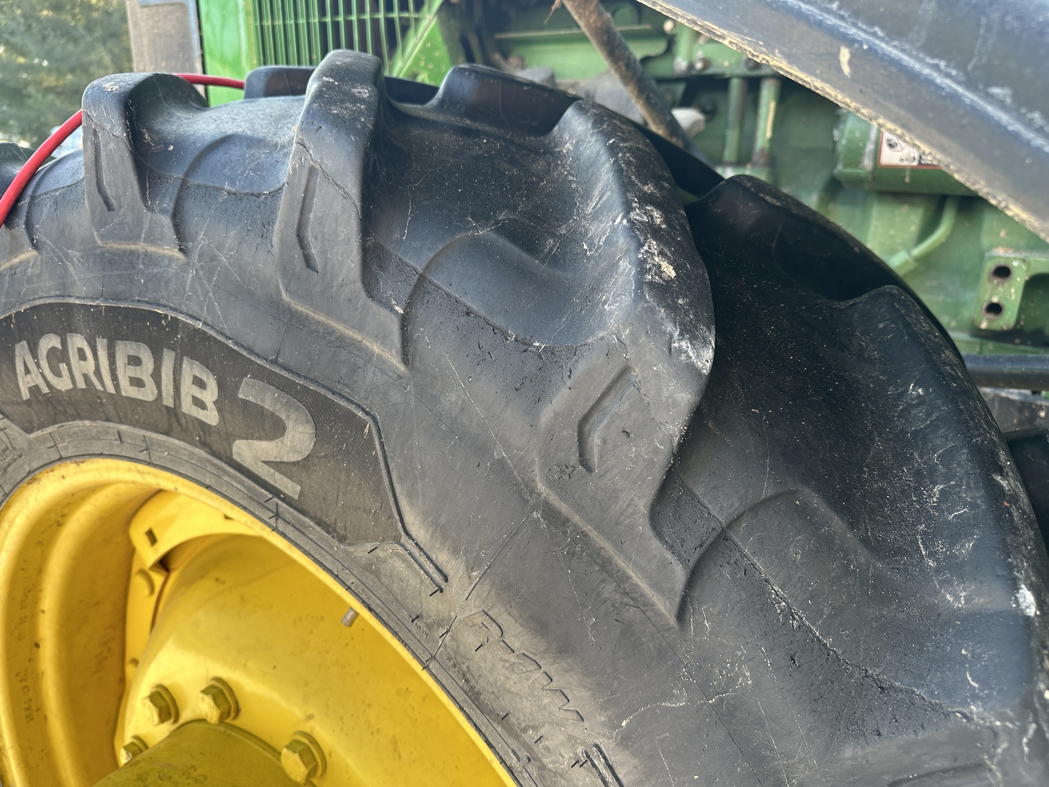 1996 John Deere 8400 Image 18