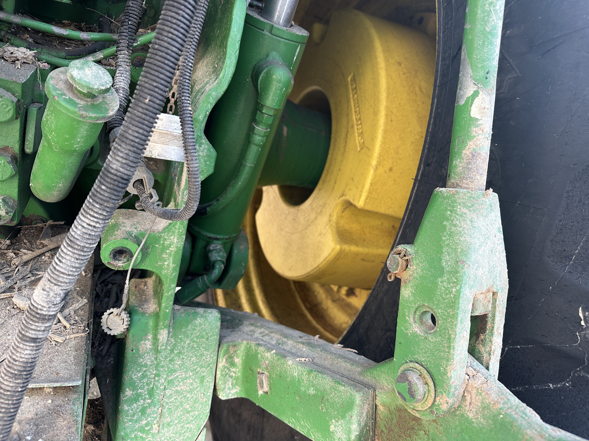 1996 John Deere 8400 Image 9