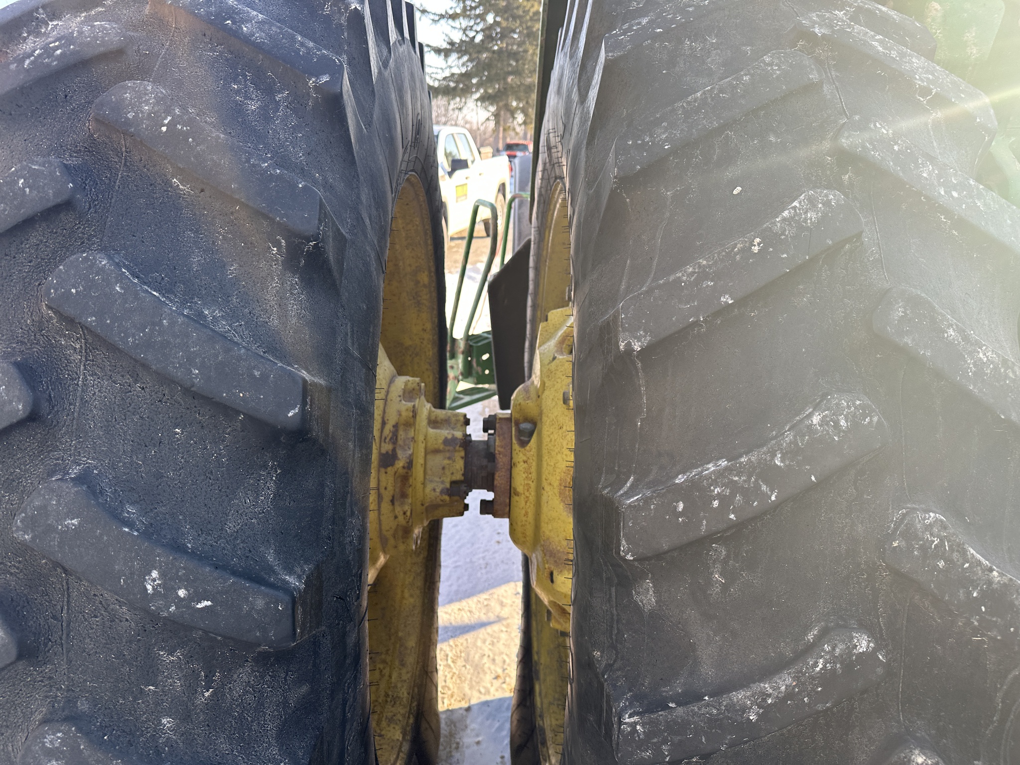 1996 John Deere 8400 Image 14