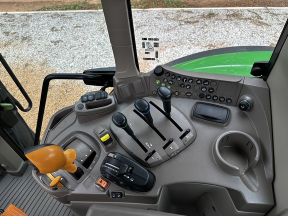2023 John Deere 6120M
