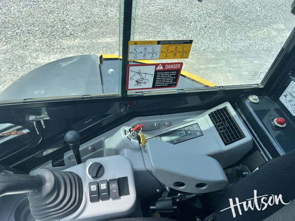 Photo of 2022 John Deere 35G