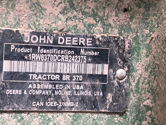Photo of 2024 John Deere 8R 370