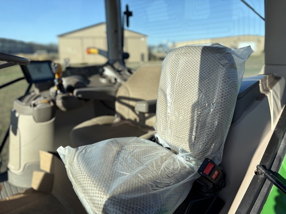 2024 John Deere 6R 175 - Photo12