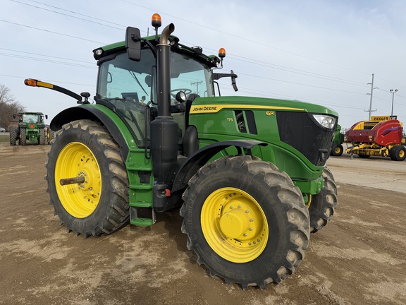  John Deere 6R 175