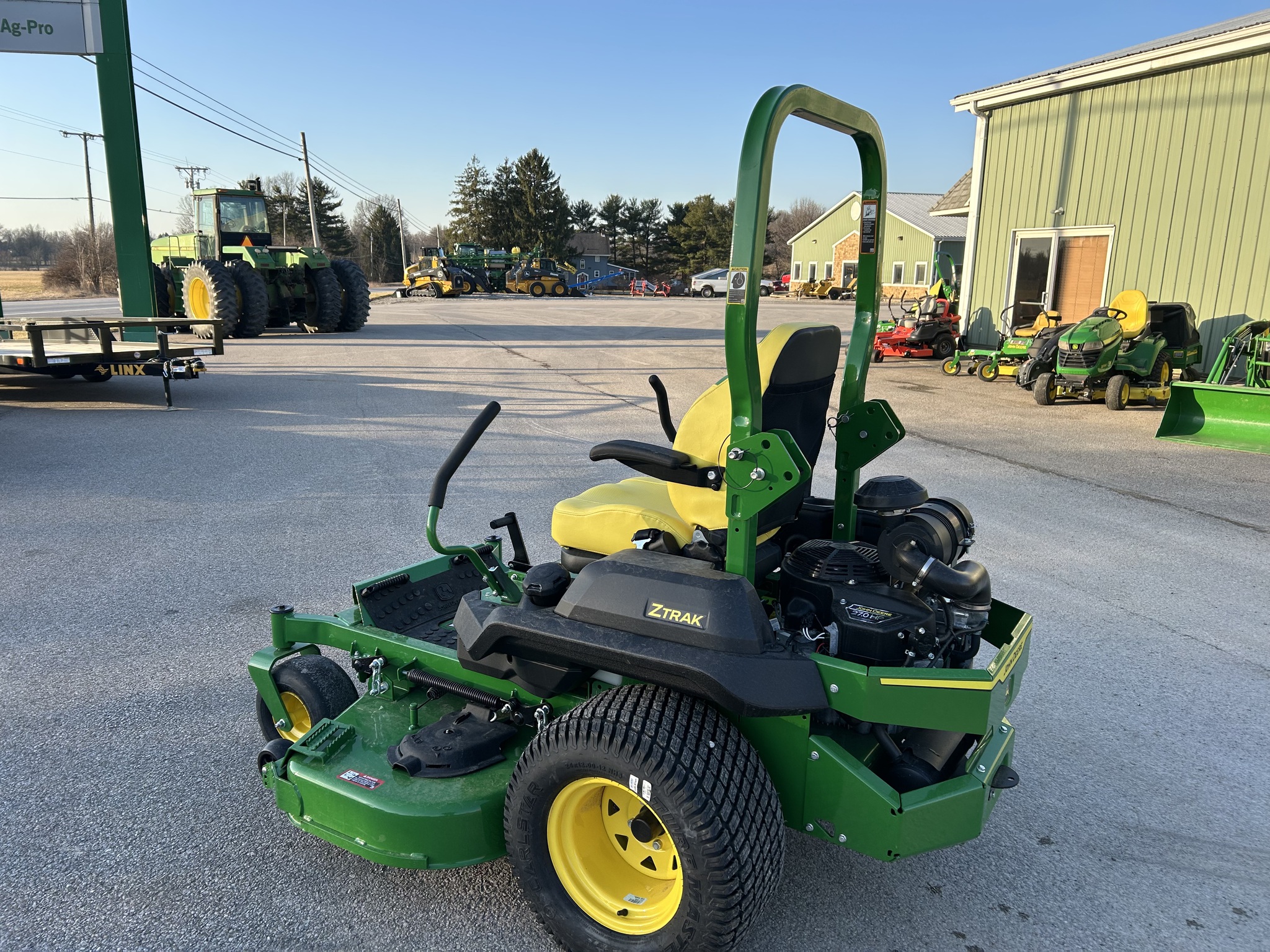 2024 John Deere Z760R Image 3