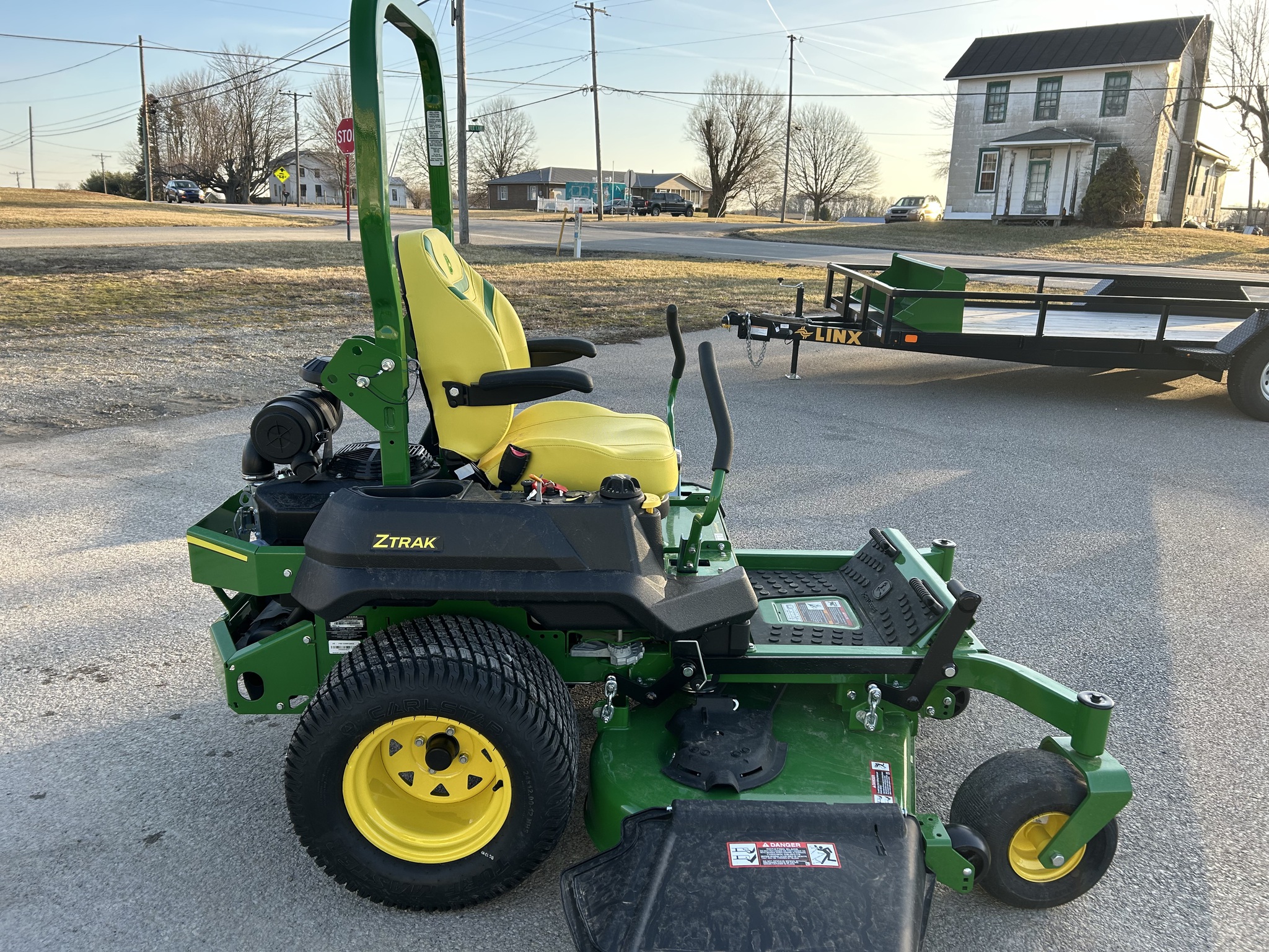 2024 John Deere Z760R Image 6