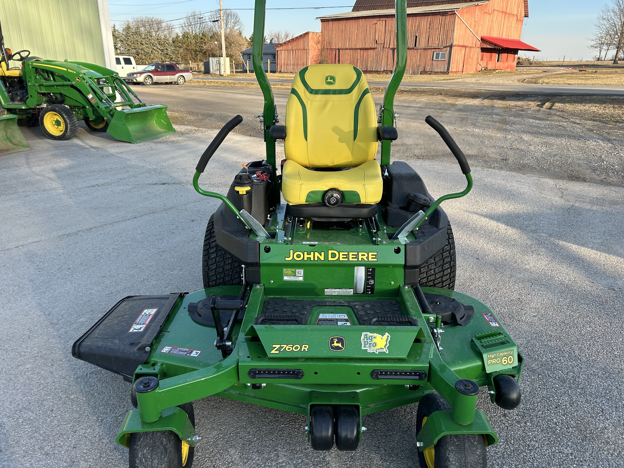 2024 John Deere Z760R Image 8