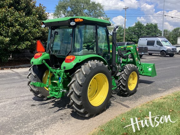 Photo of 2024 John Deere 5067E