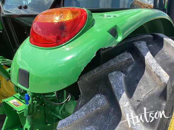 Photo of 2024 John Deere 5067E