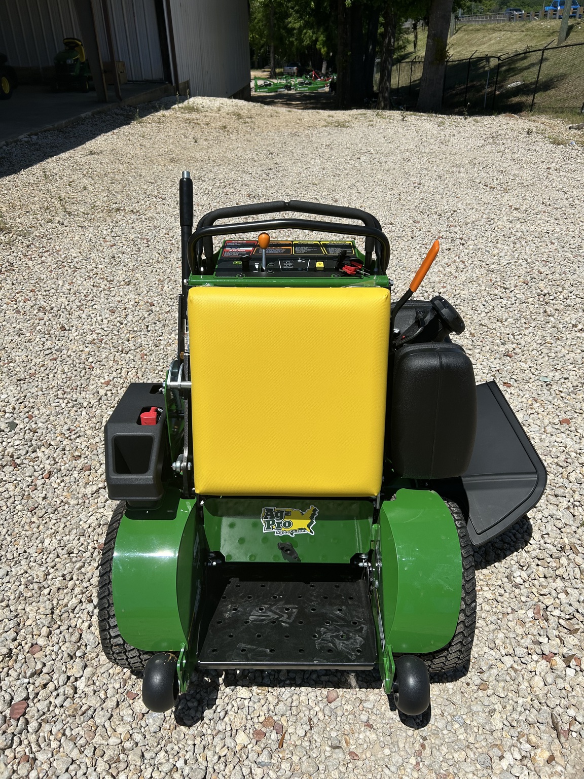 2025 John Deere Q810E Image 4