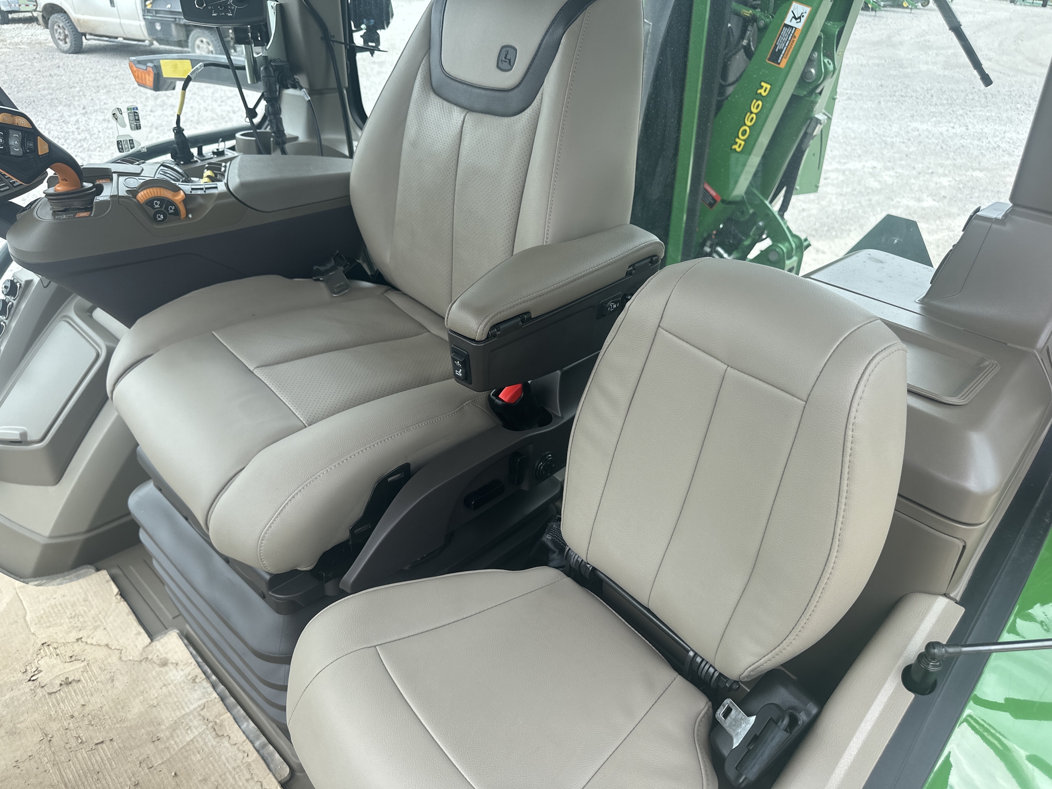 2023 John Deere 7R 290 Image 16