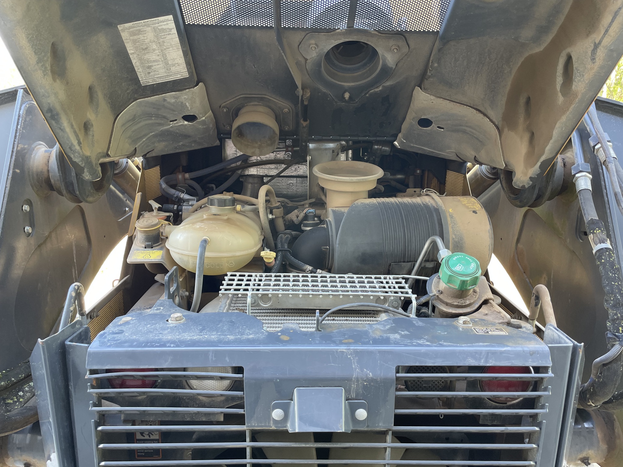 2019 John Deere 333G Image 12