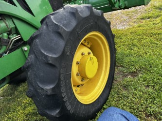 2014 John Deere 5100E Image 22