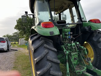 2014 John Deere 5100E Image 28