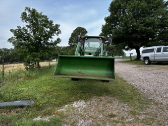 2014 John Deere 5100E Image 4