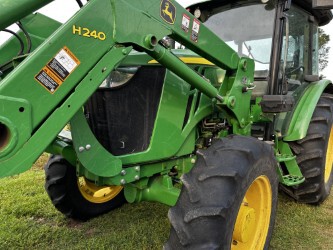2014 John Deere 5100E Image 31