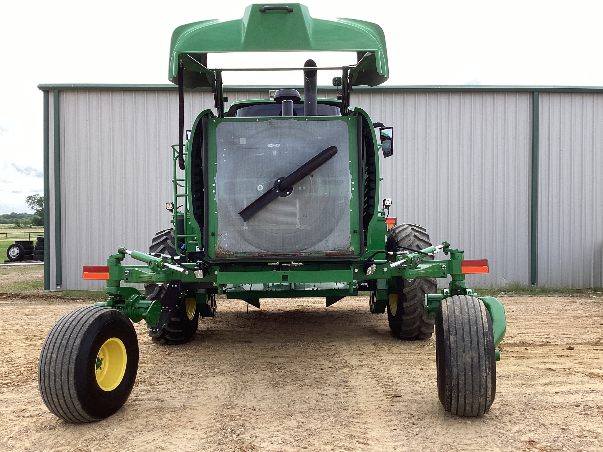 2023 John Deere W235R Image 12