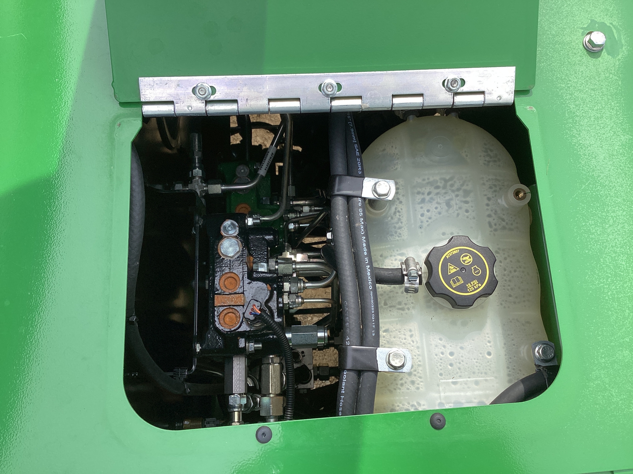 2023 John Deere W235R Image 53