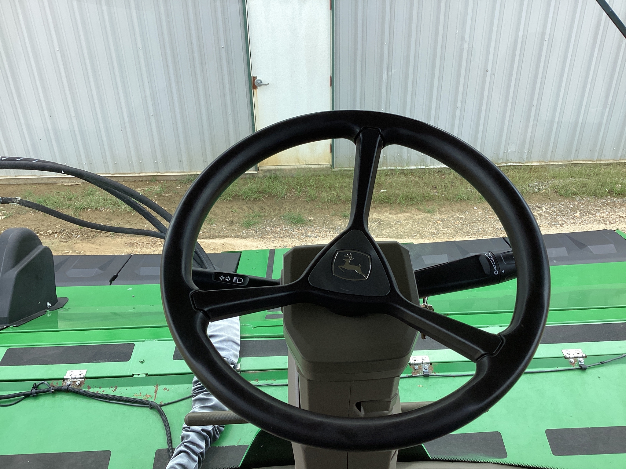 2023 John Deere W235R Image 15