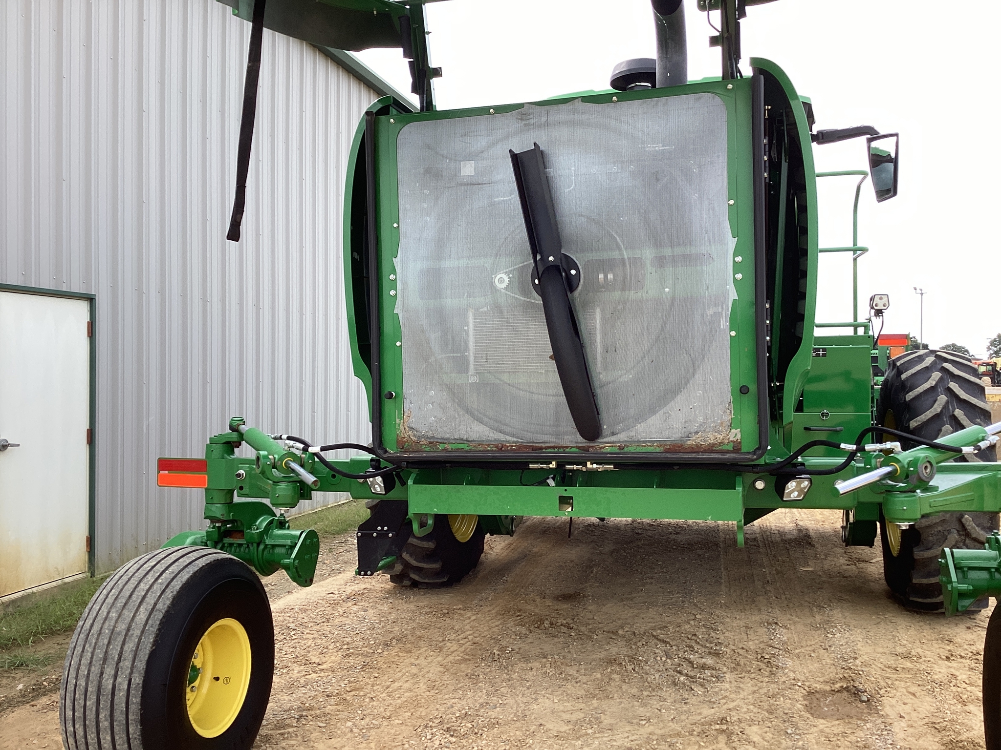 2023 John Deere W235R Image 13