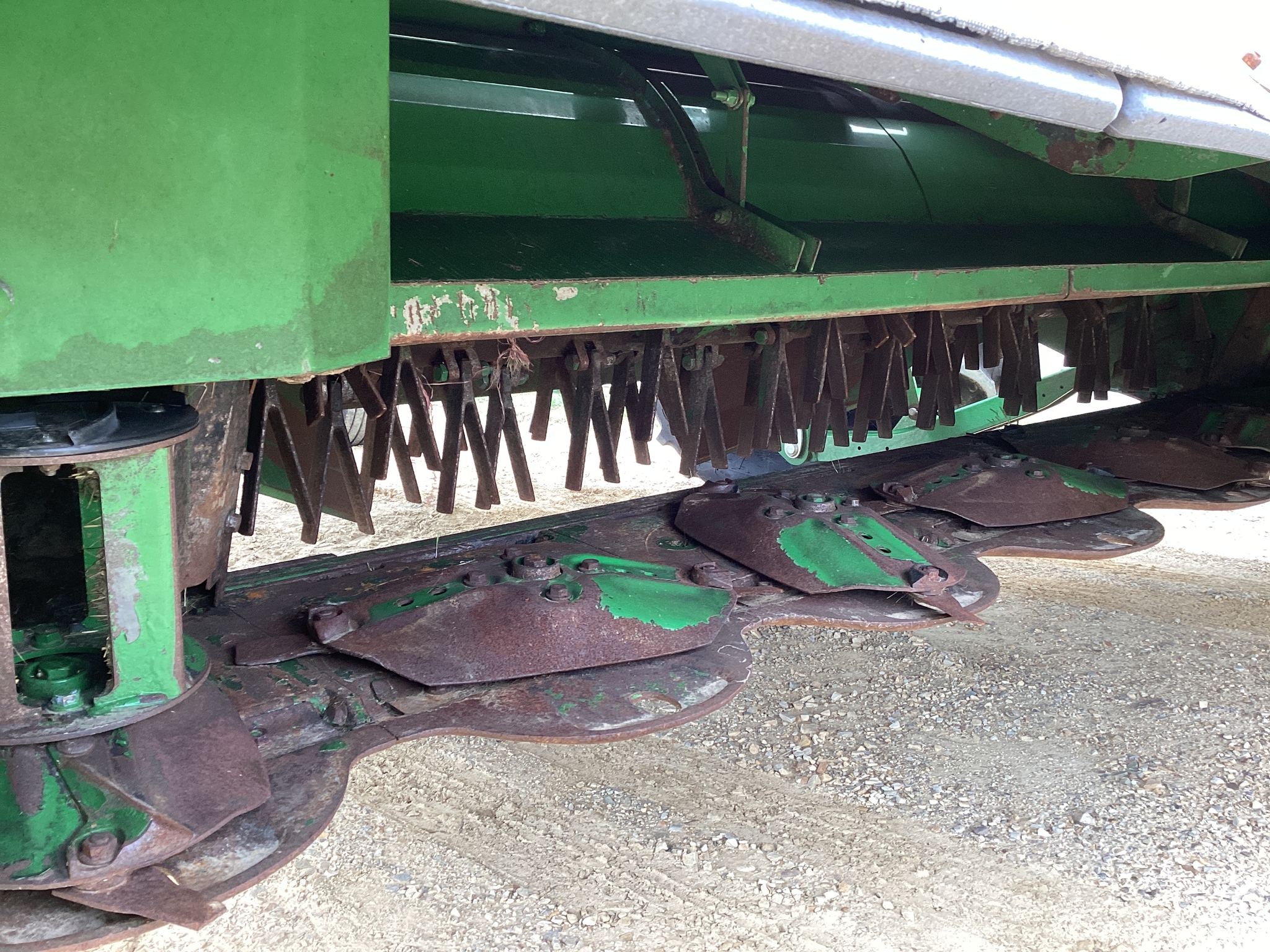 2023 John Deere W235R Image 39