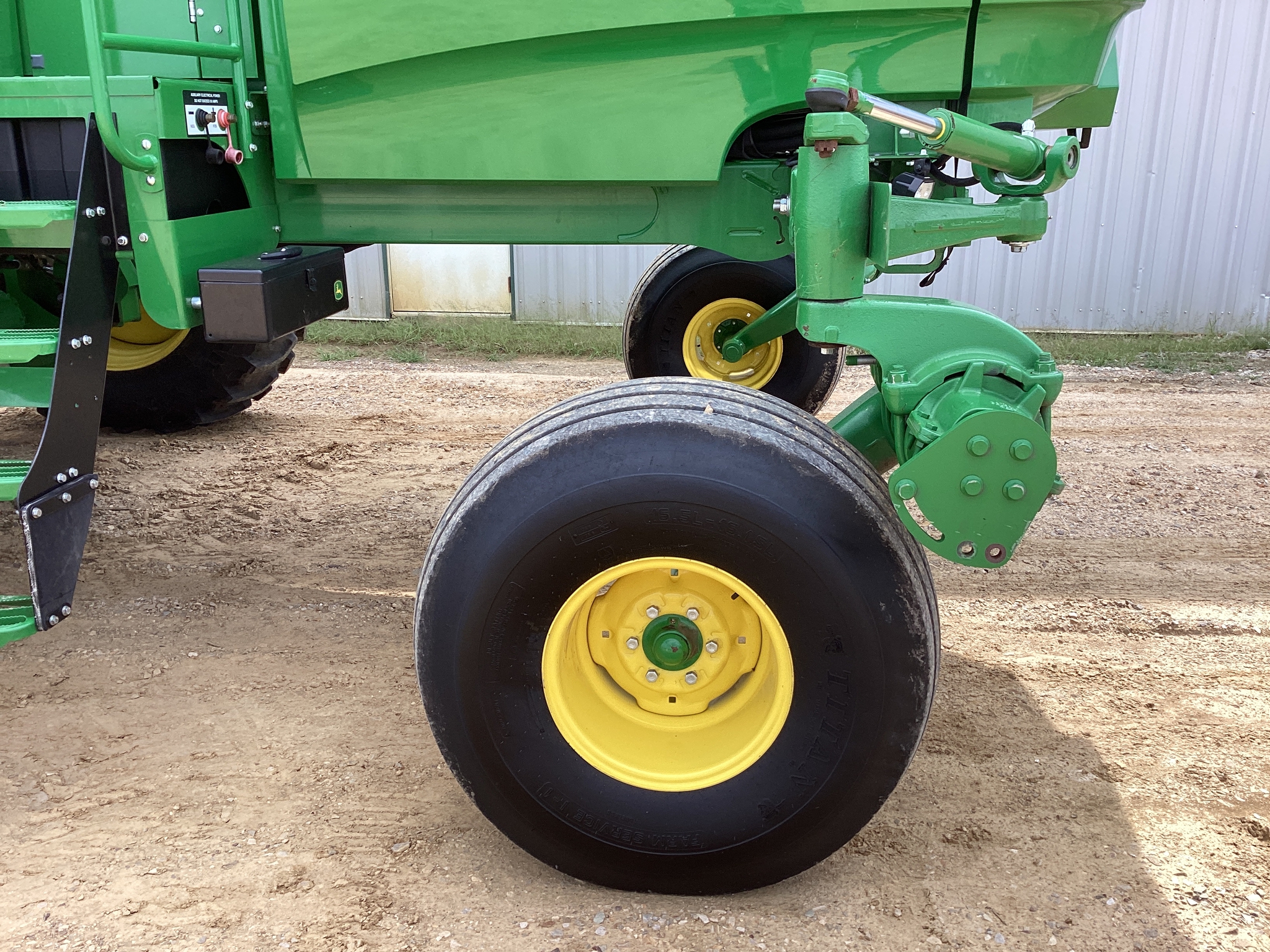 2023 John Deere W235R Image 59