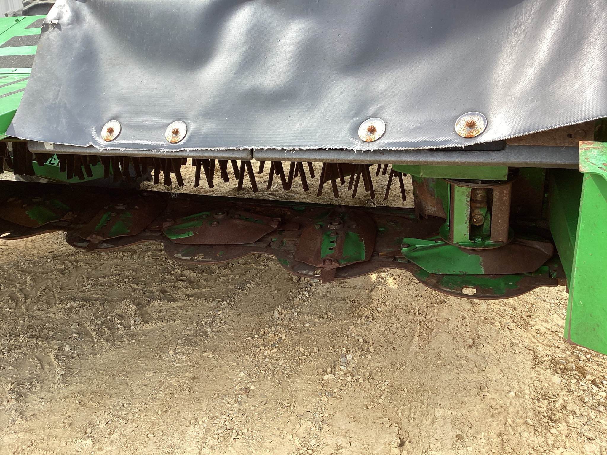 2023 John Deere W235R Image 36