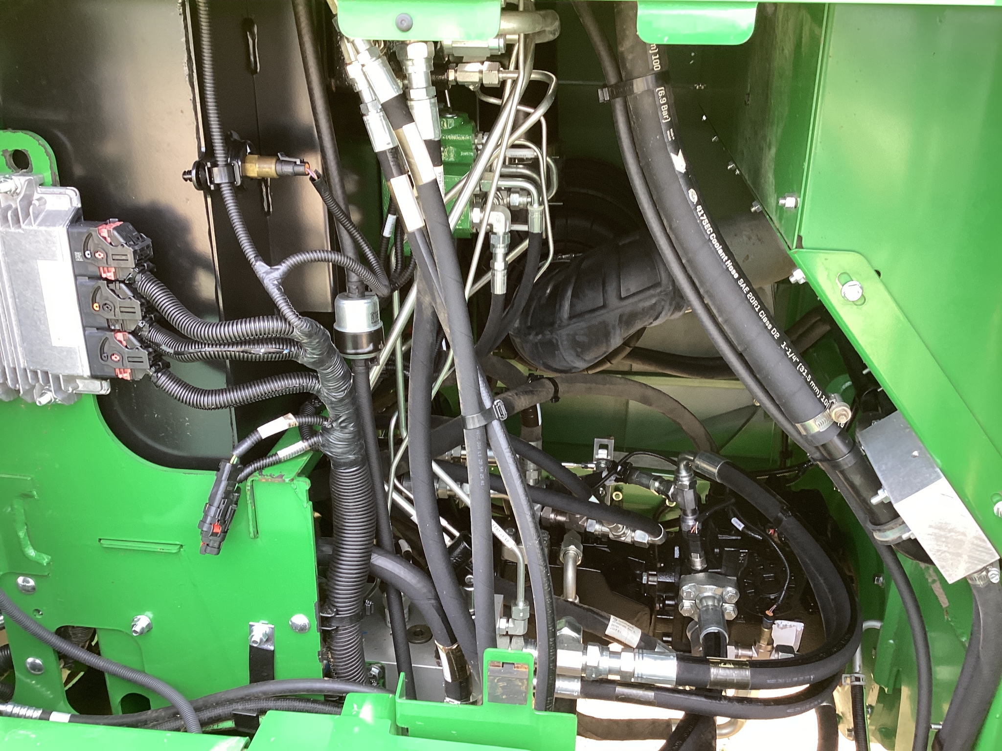2023 John Deere W235R Image 49