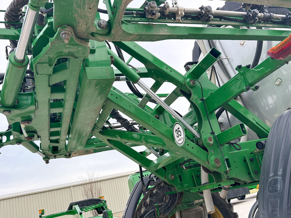 2025 John-Deere 412R