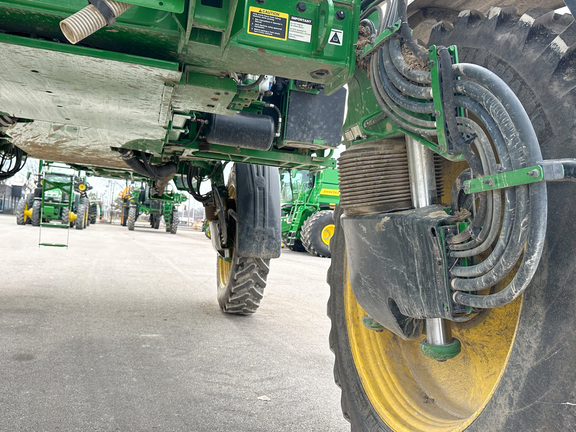 2025 John-Deere 412R