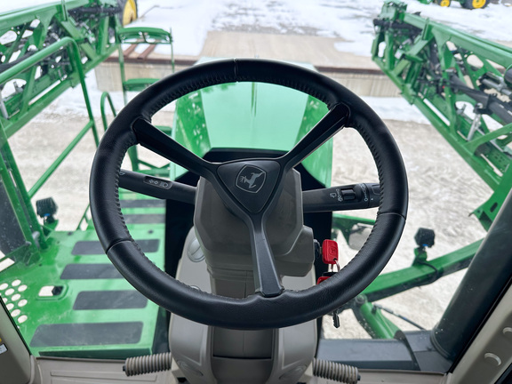 2025 John-Deere 412R