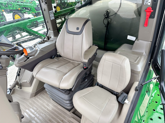 2025 John-Deere 412R