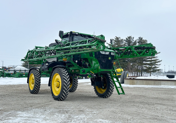2025 John-Deere 412R